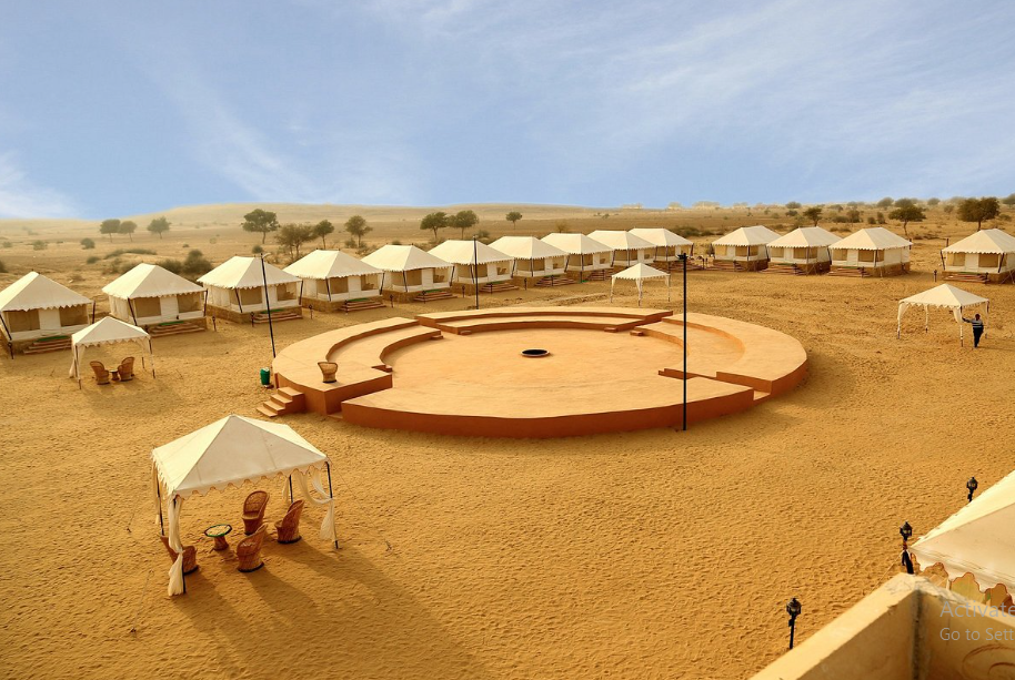 Luxury Camps in Sam Sand Dunes